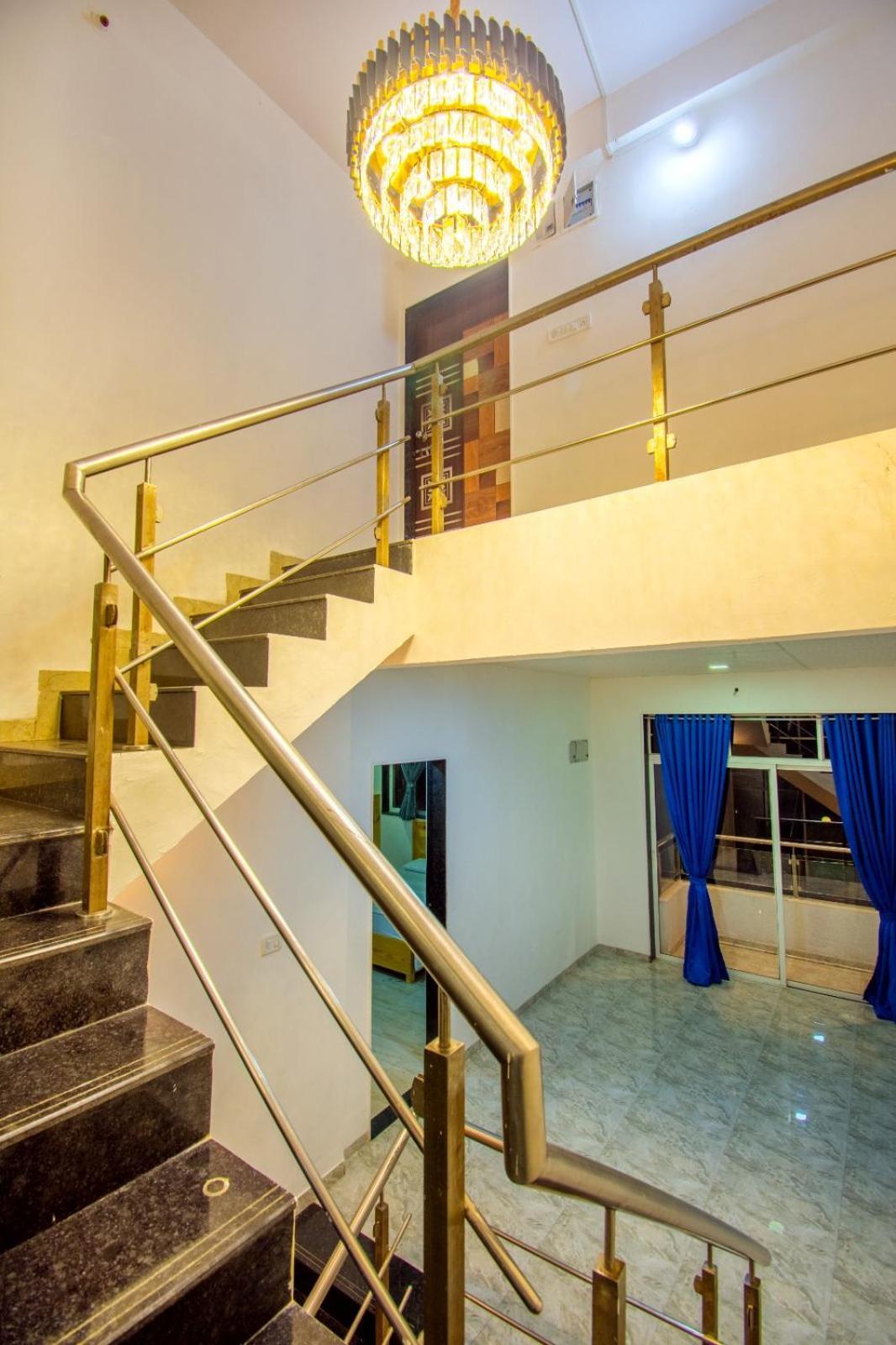 لونافالا Empyrean Stay Ll 6Bhk Ll Royal Bramha Palace Ll Pvt Pool Ll المظهر الخارجي الصورة