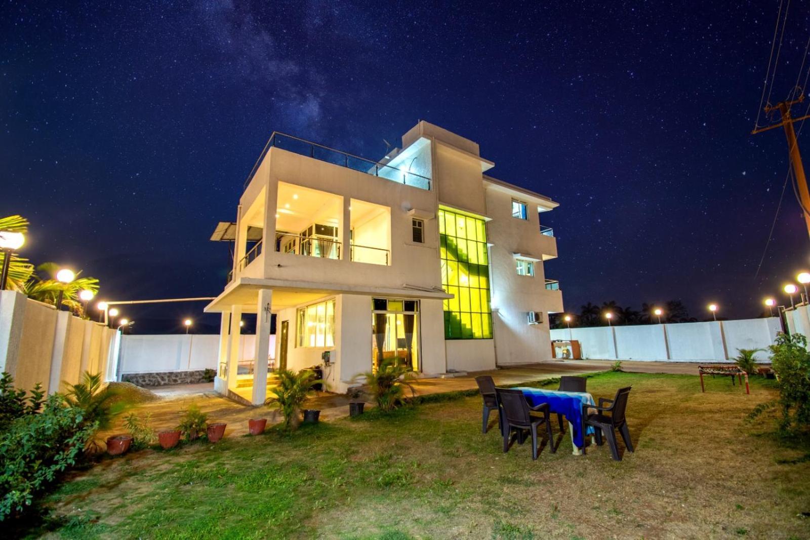 لونافالا Empyrean Stay Ll 6Bhk Ll Royal Bramha Palace Ll Pvt Pool Ll المظهر الخارجي الصورة