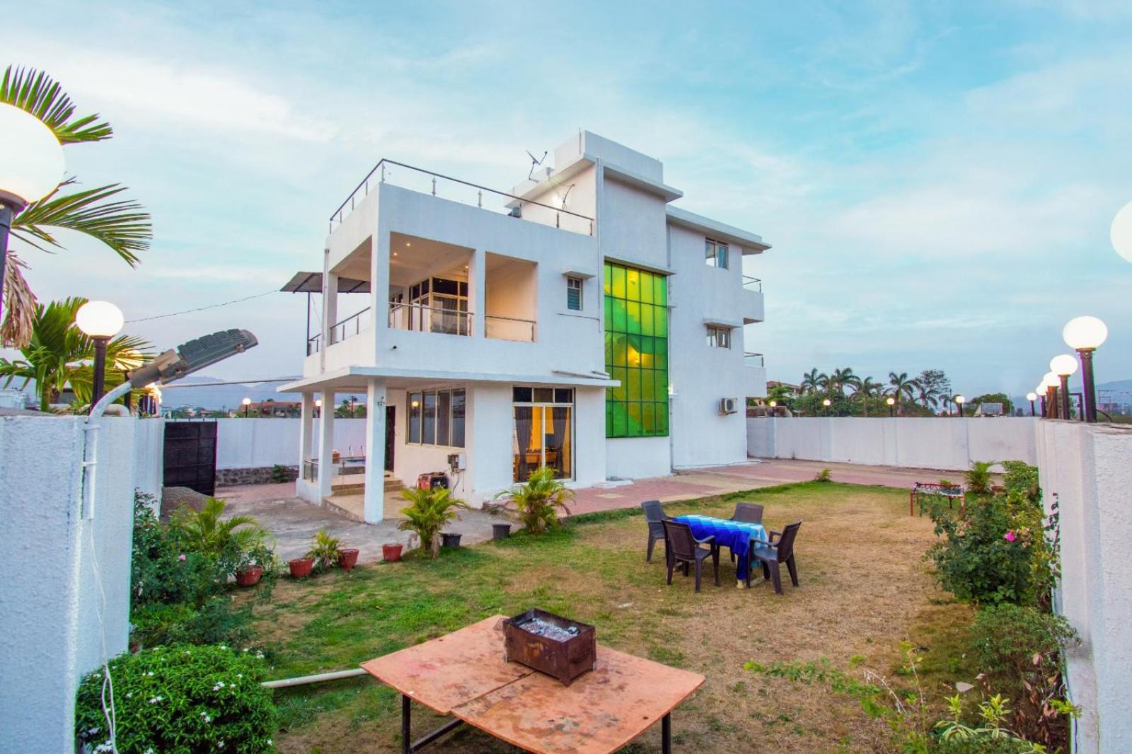 لونافالا Empyrean Stay Ll 6Bhk Ll Royal Bramha Palace Ll Pvt Pool Ll المظهر الخارجي الصورة
